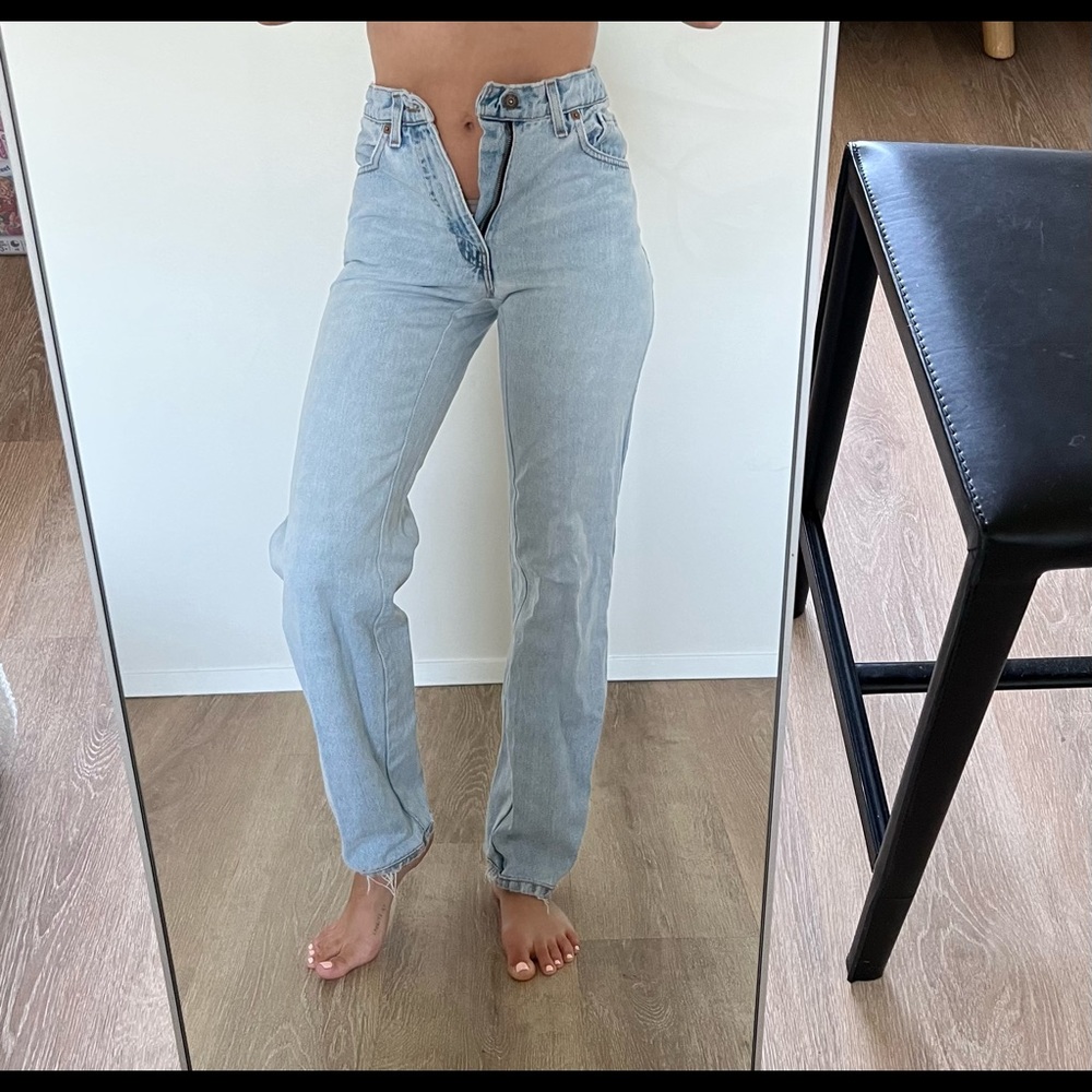 Vintage powder blue Levi’s baggy 90’s